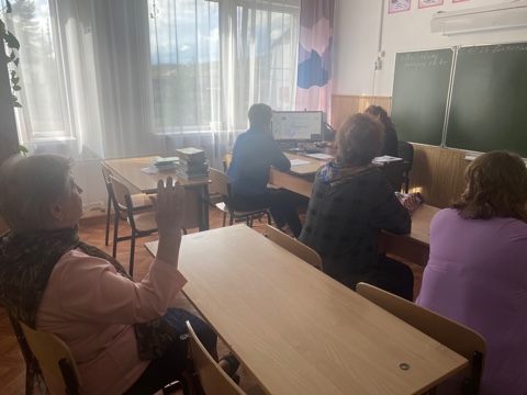 Семинар - практикум с классными руководителями «Допсихологическая помощь лицам в кризисном состоянии».